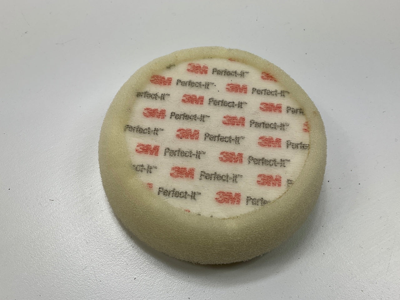 3M 30041 Perfect-It White 4 Inch Foam Compounding Pad - 2 Pads