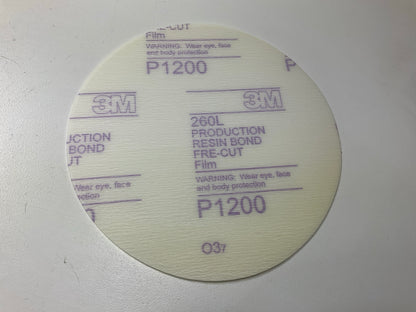 3M 30668 6'' 1200 Grit Purple Finishing Film Hookit Sanding Disc. 50 Per Box