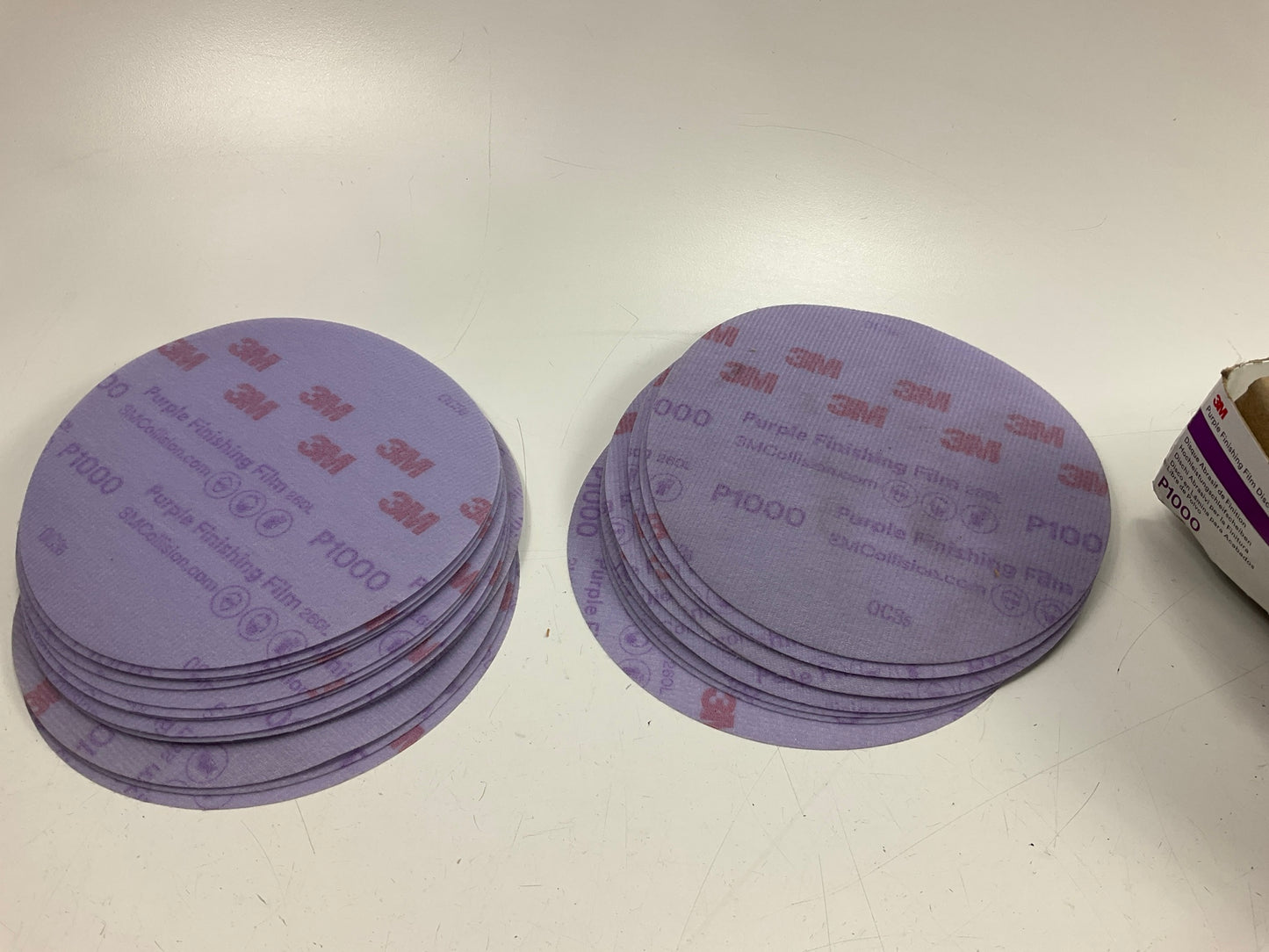 3M 30669 Purple Finishing Film Hookit Sanding Disc 6'' P1000 Grit (50/Box)