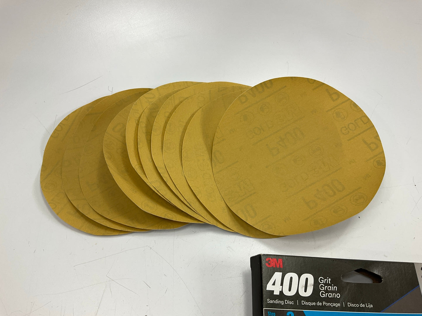3M 31445 6'', 400 Grit Sanding Discs With Stikit Attachment - 10 / Pack