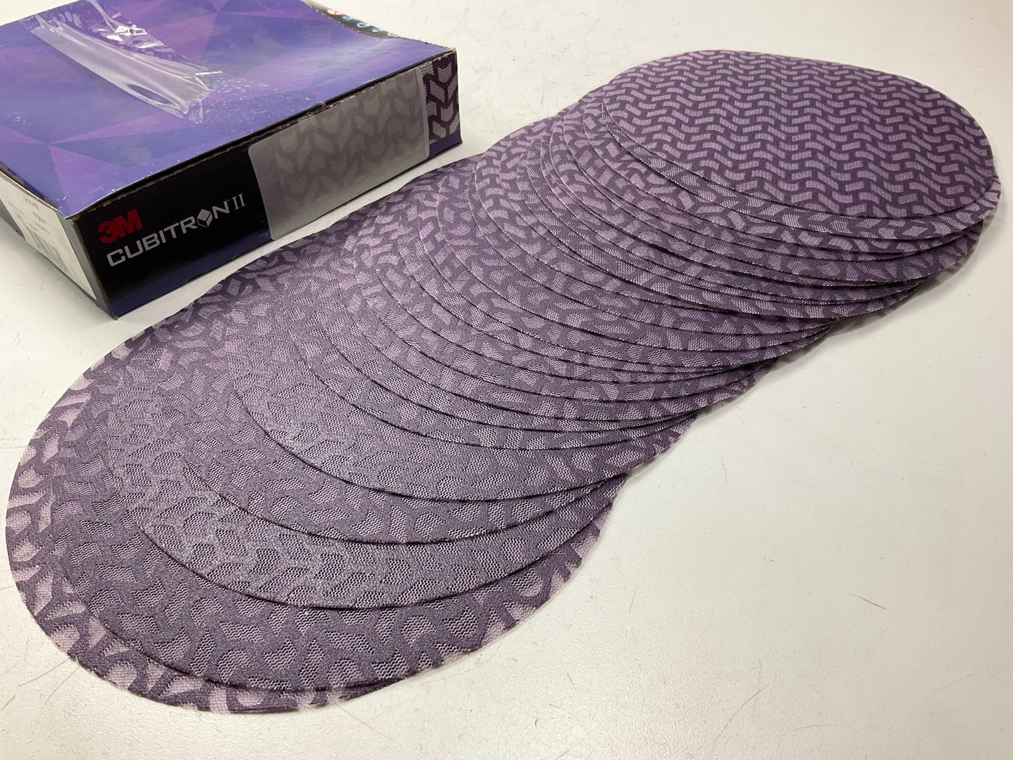 3M 31643 Cubitron II Automotive 150 Grit 8'' Net Sanding Abrasive Disc, 25 Pack