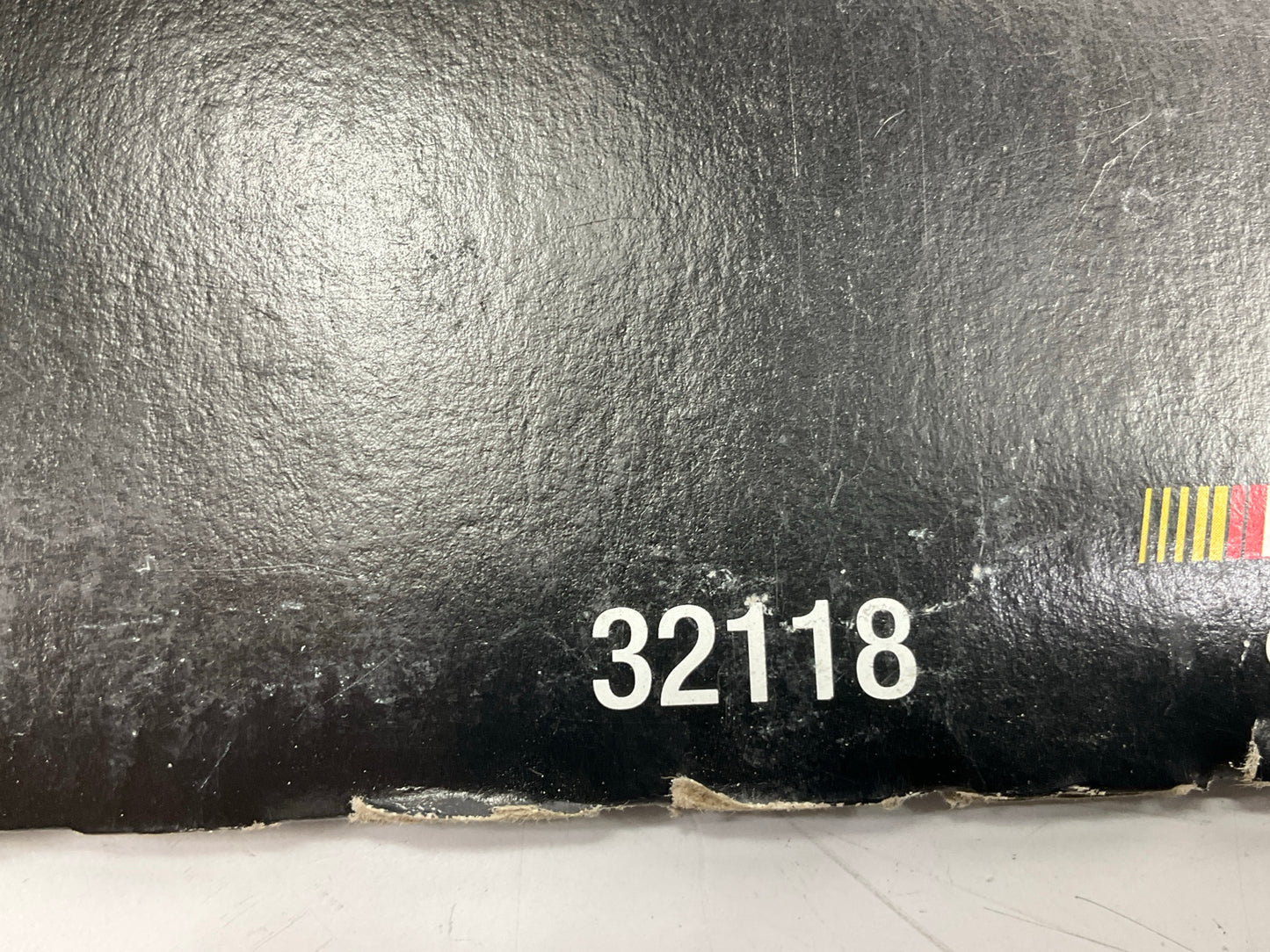 3M 32118 9'' X11'', 40 Grit Sandpaper Sheets, 160 Sheets Total