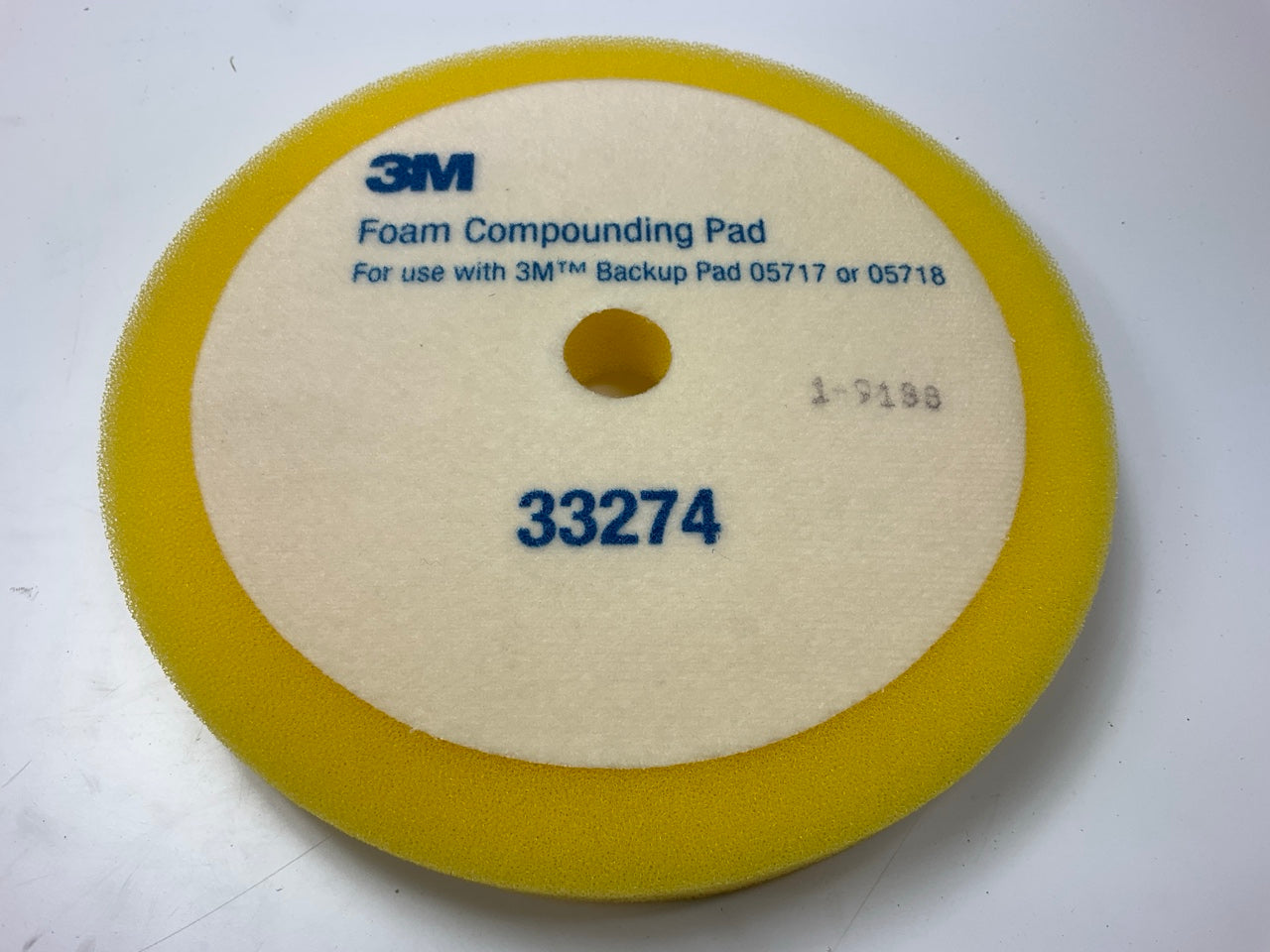(2) 3M 33274 8'' Yellow Foam Compounding Pad, Single Sided