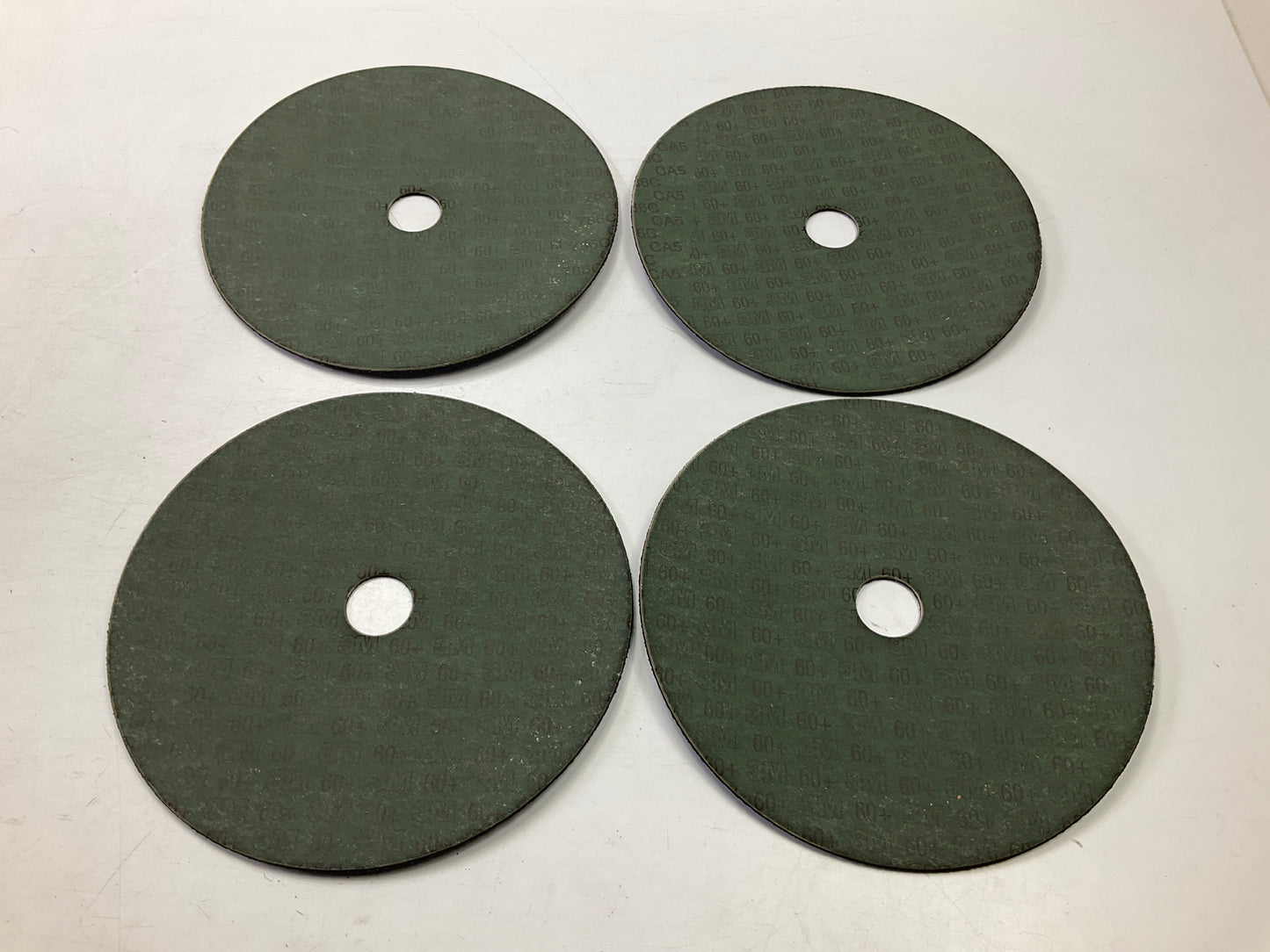 3M 33427 Cubitron II 60 Grit Abrasive Grinding Disc 7 In X 7/8 In - 4 Disc Total