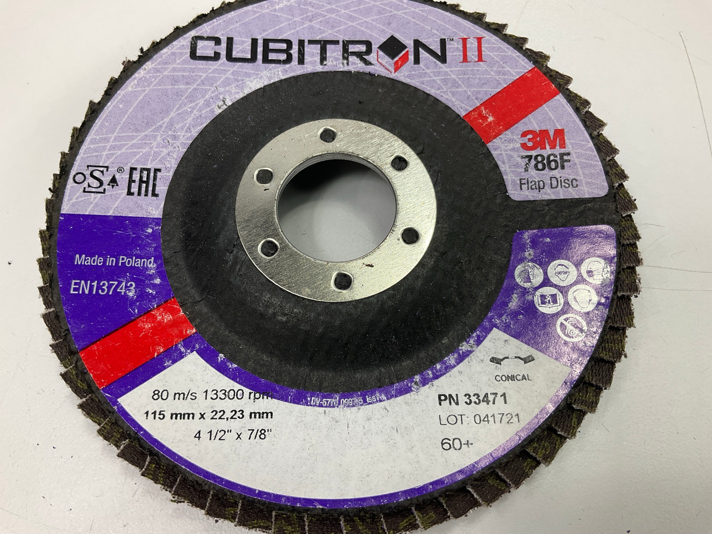 3M 33471 4.5'' 60 Grit Cubitron Flap Disc - Purple, 4 Discs Total