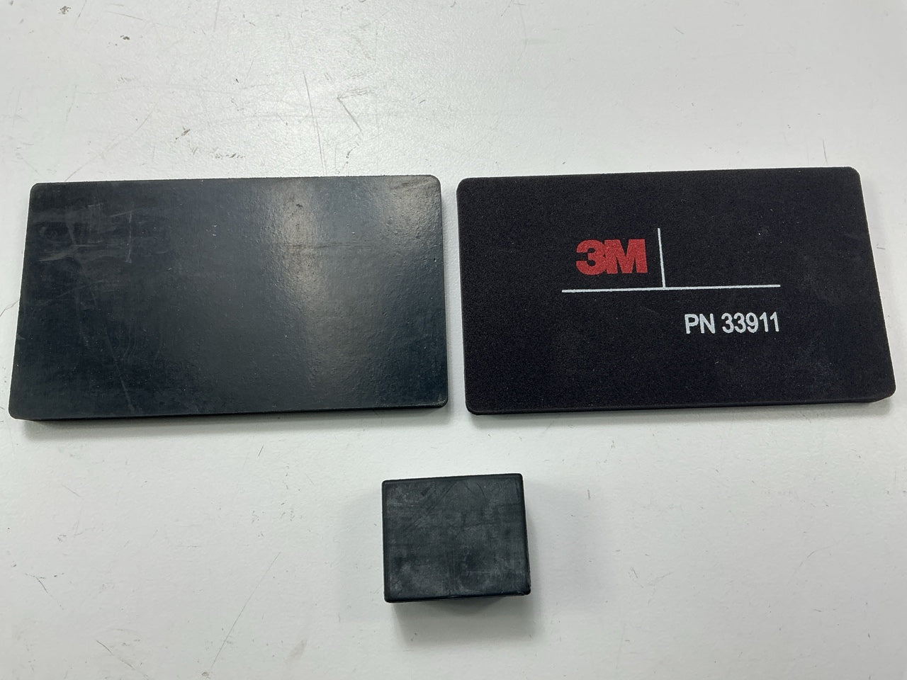 Missing 3M 33909, COMES AS SHOWN - 3M 33888 Paint Defect Removal Hand System Kit