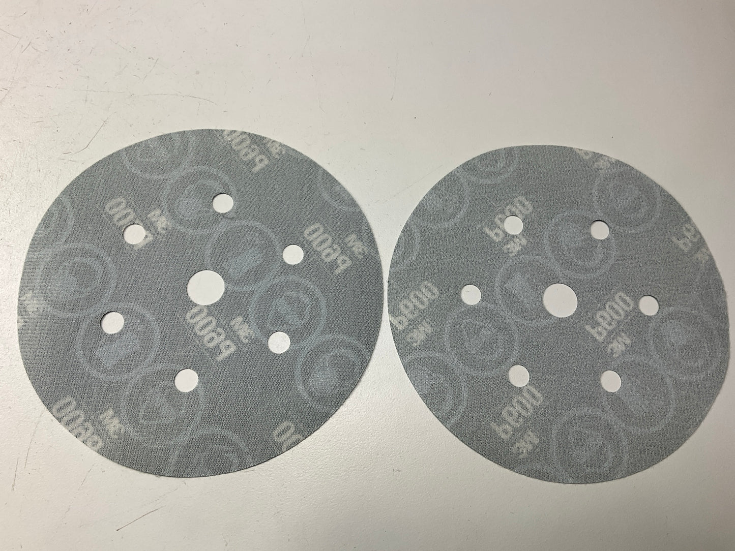 3M 34405 Hookit Flexible Abrasive Disc 270J, 6 In, Dust Free, P600, 25 Discs