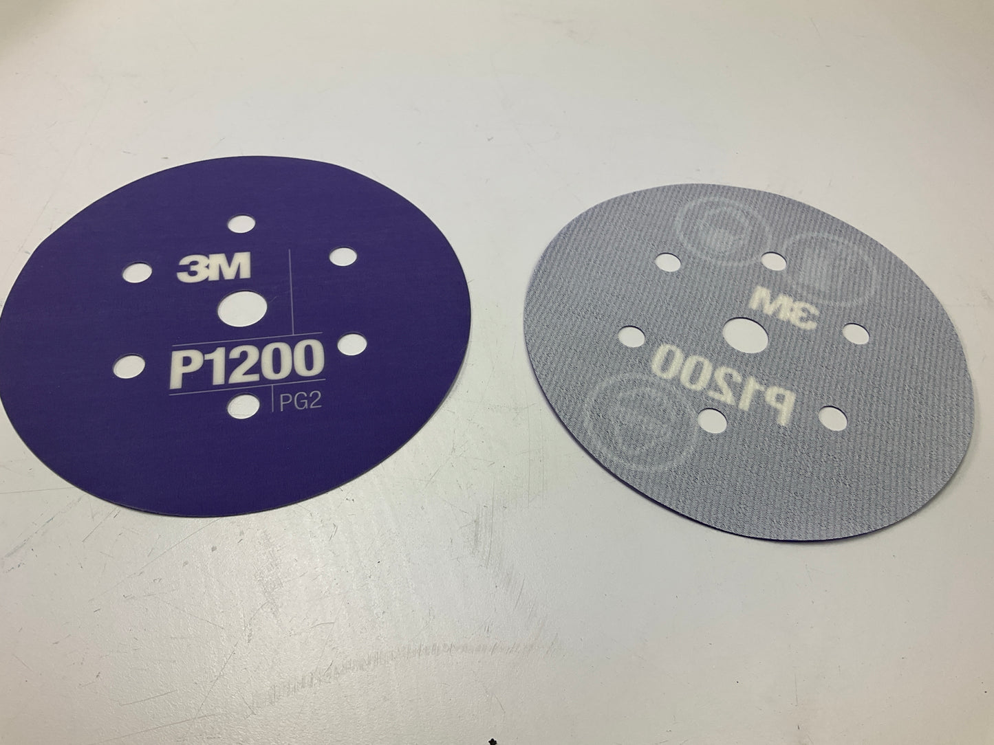 3M 34408 6'' Hookit Flexible Abrasive Dust Free Disc P1200 Grit, 16 Discs Total