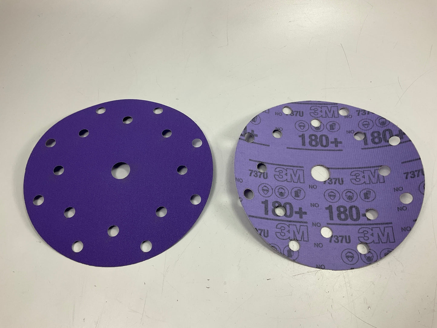 3M 34794 Cubitron II Hookit 7'' Clean Sanding Abrasive Disc, 180 Grit, 50 Discs