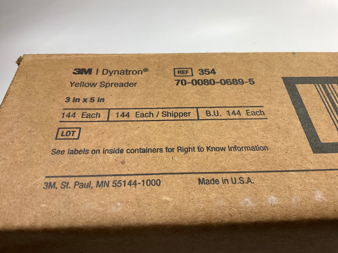3M Bondo 354 Dynatron Spreader, 3x5'', Pack Of 144 Pcs