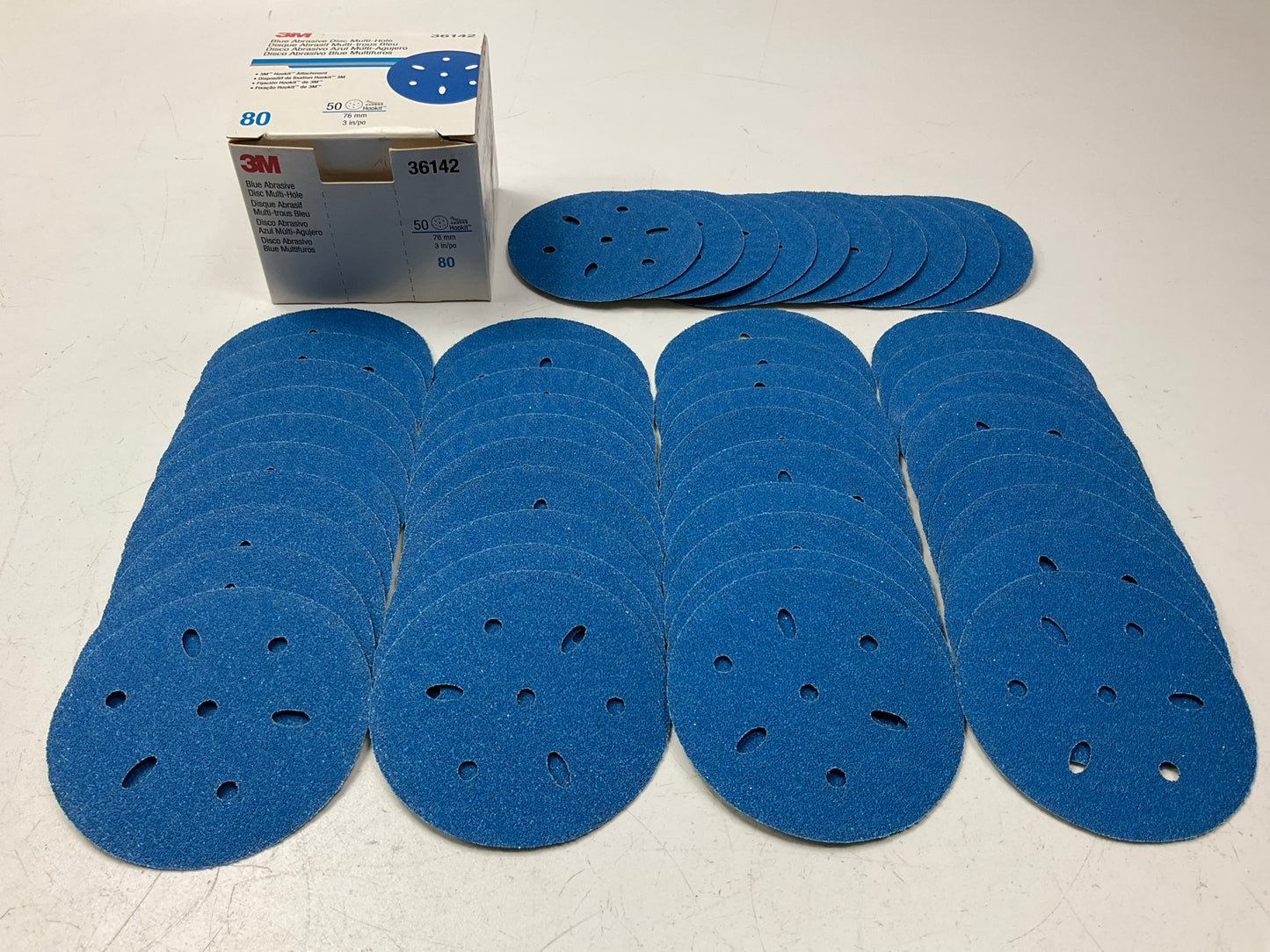 3M 36142 Hookit Blue Abrasive Sanding Disc Multi-hole, 3'' 80 Grade, 50 PACK