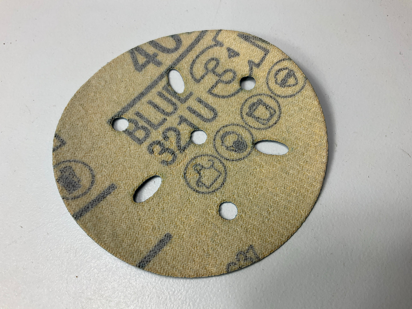 3M 36151 Multi-Hole Hook & Loop 400 Grit 3 In. Sanding Abrasive Disc (49/Pack)