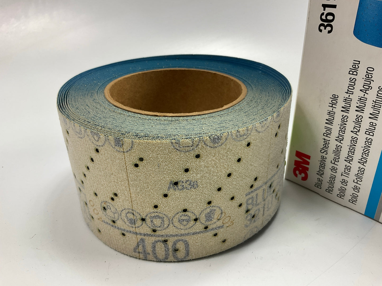 3M 36196 Hookit Blue 400 Grit Blocking Paper Roll Multi-hole 2.75 Inch X 13 Yard