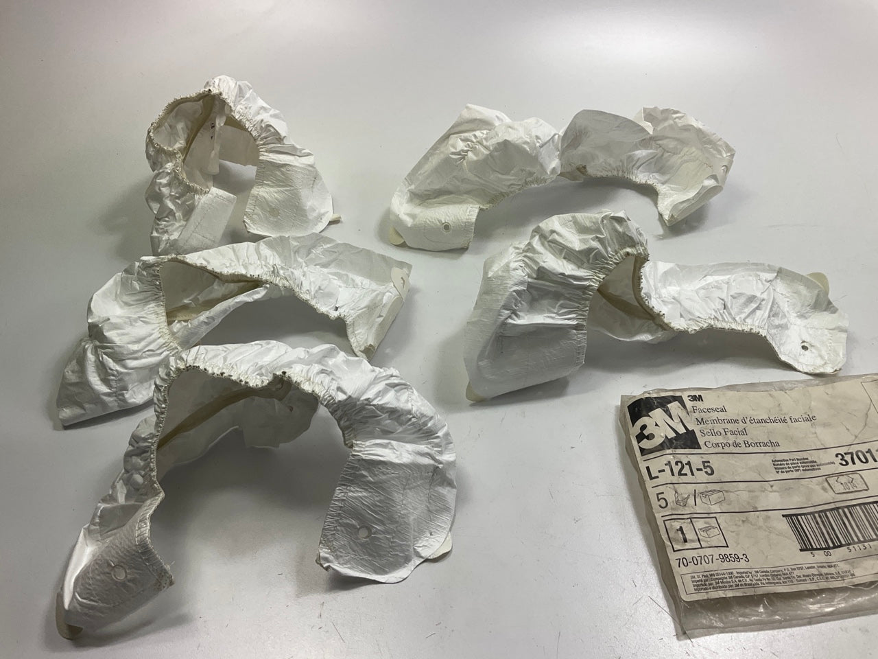 3M 37011 Faceseal - Pack Of (5) Face Seals L-121-5