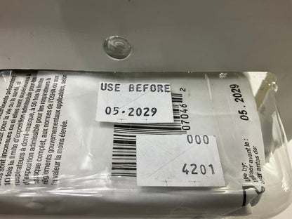 3M 37078 Half Facepiece Respirator Silicone Mask OV / P95 Size Medium 05-2029