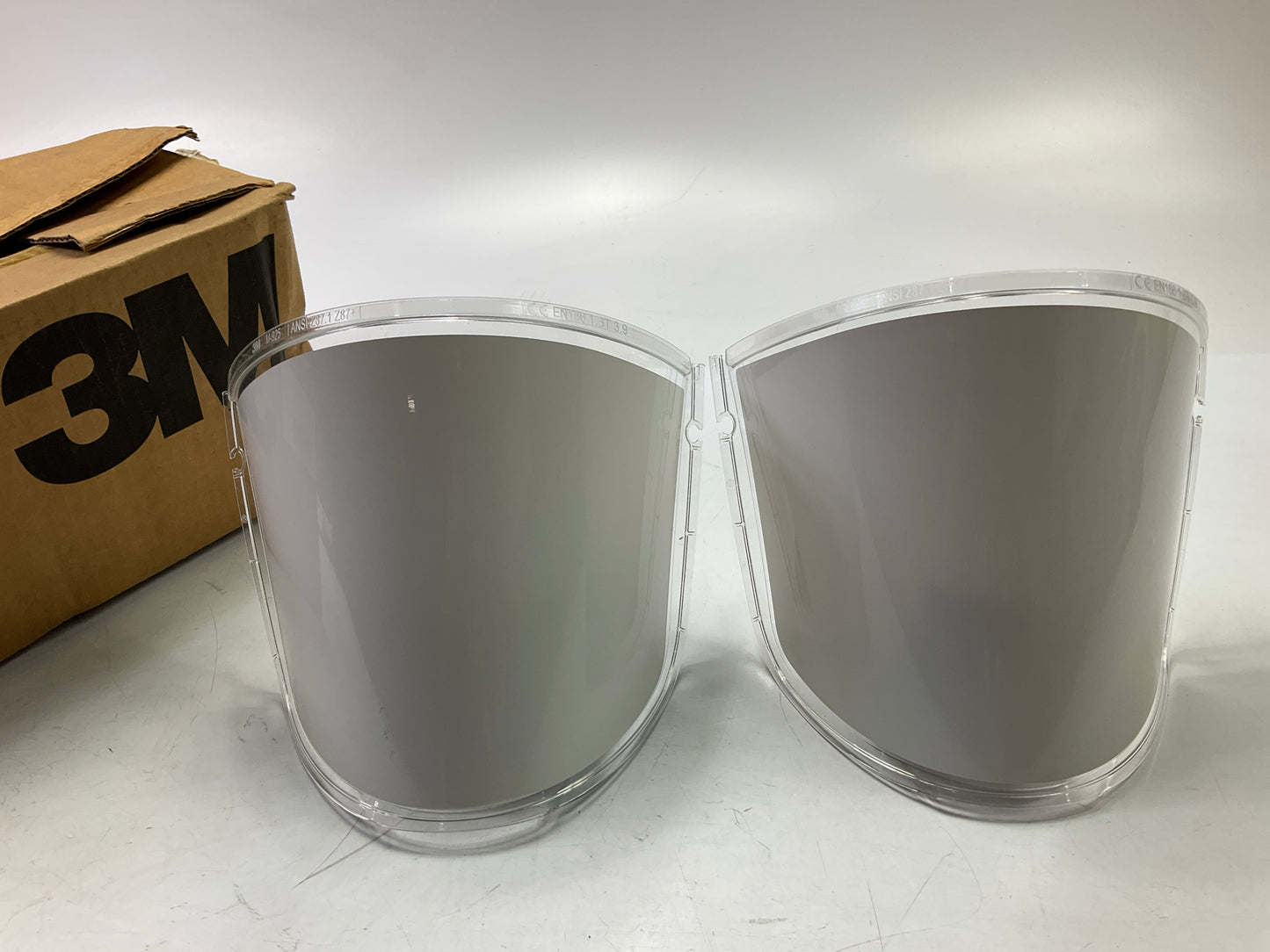 (2) 3M Versaflo 37323 Standard Replacement Visor For M-Series Helmets