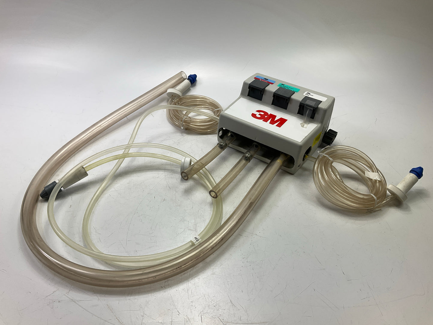 3M 37721 Detailing Diluter Car Wash Dispenser, Cost-effective, Controlled Mixing