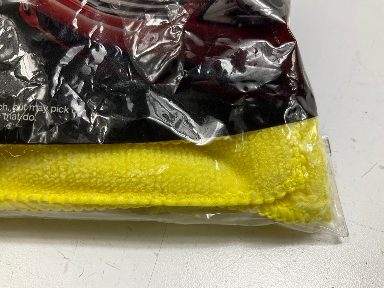 3M 39016 Microfiber Detail Cloth 12.5'' X 14'' Non Scratching For Paint, Dash Trim