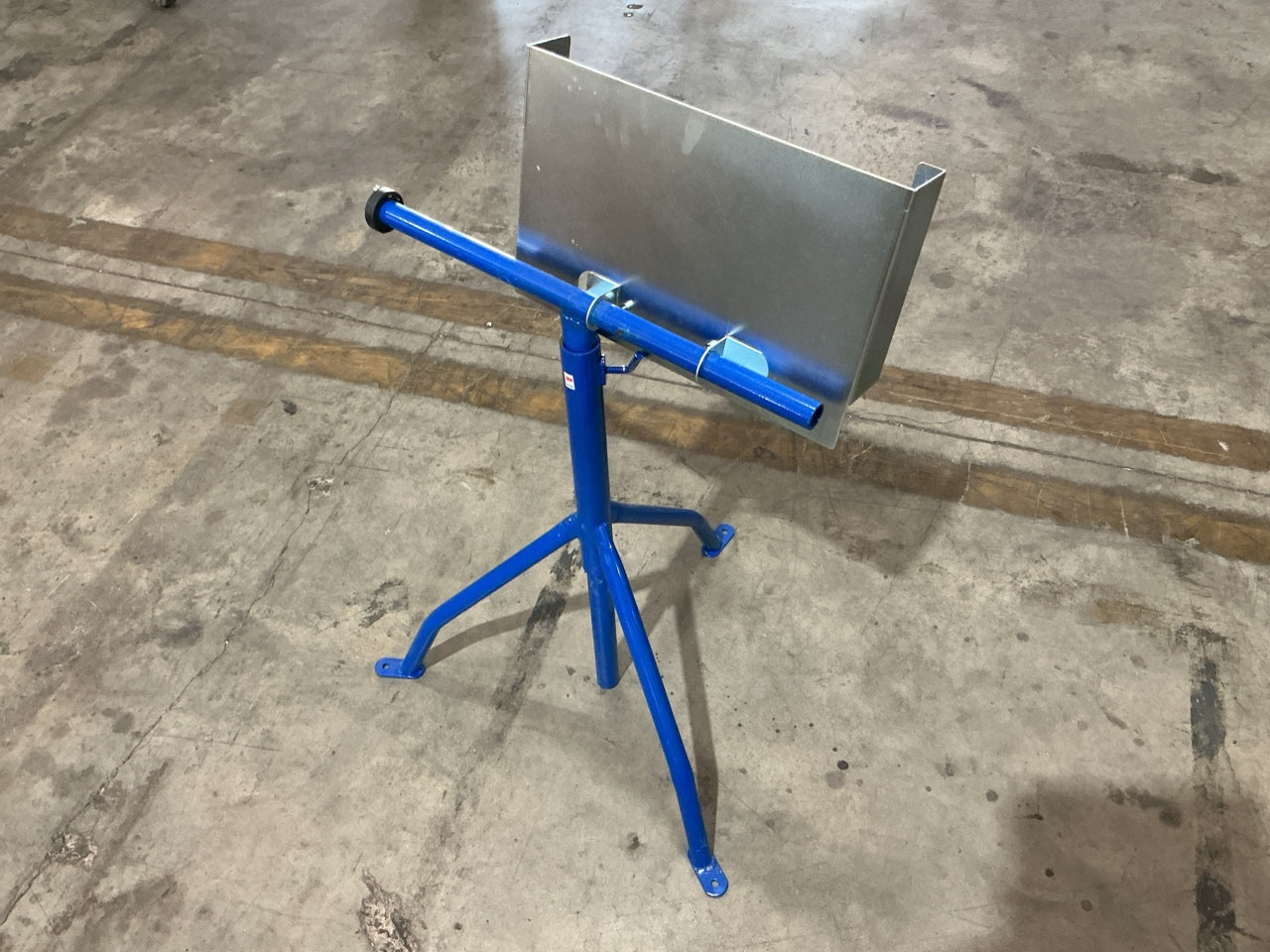 3M 61404 Wheel Weight System Roll + 61479 Universal Cutting Tool W/ TN252 Stand