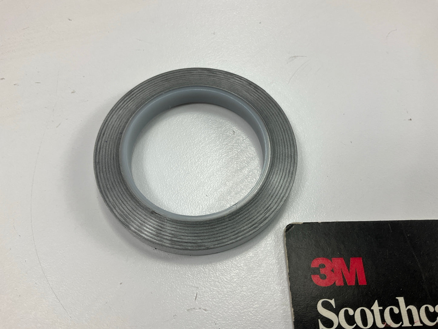 3M Scotchcal 70305 Silver Metallic Striping Automotive Tape 1/4'' X 40' Feet