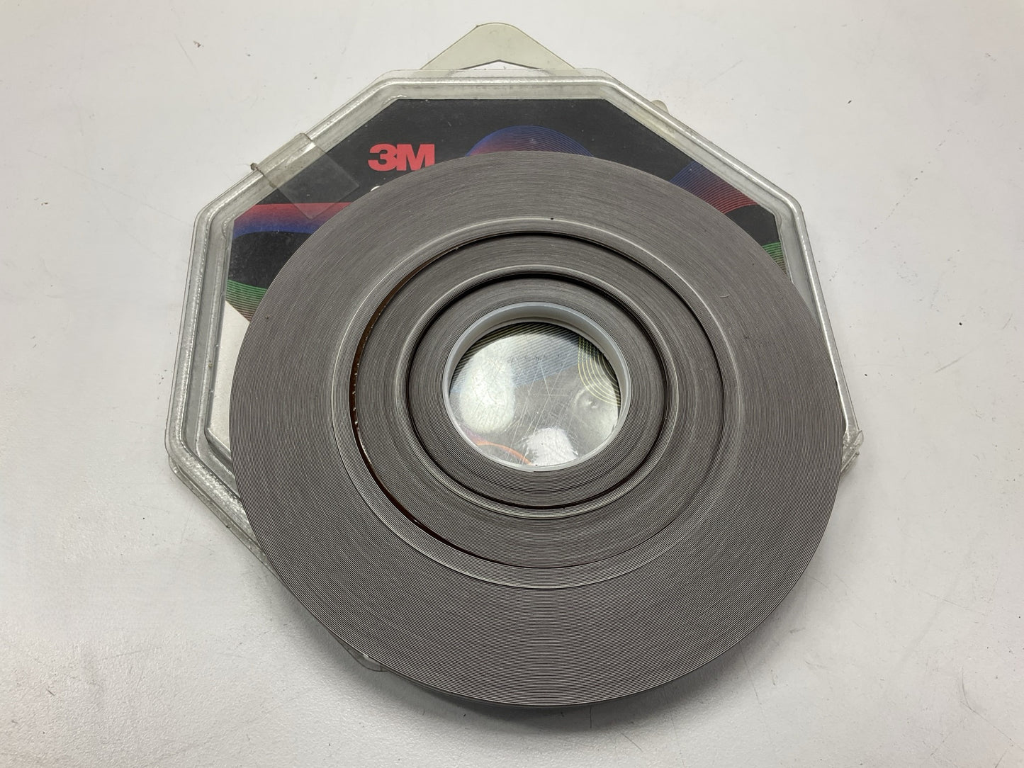 3M 72007 Pinstripe Striping Tape - 3/16'' X 150' Elite Brown.