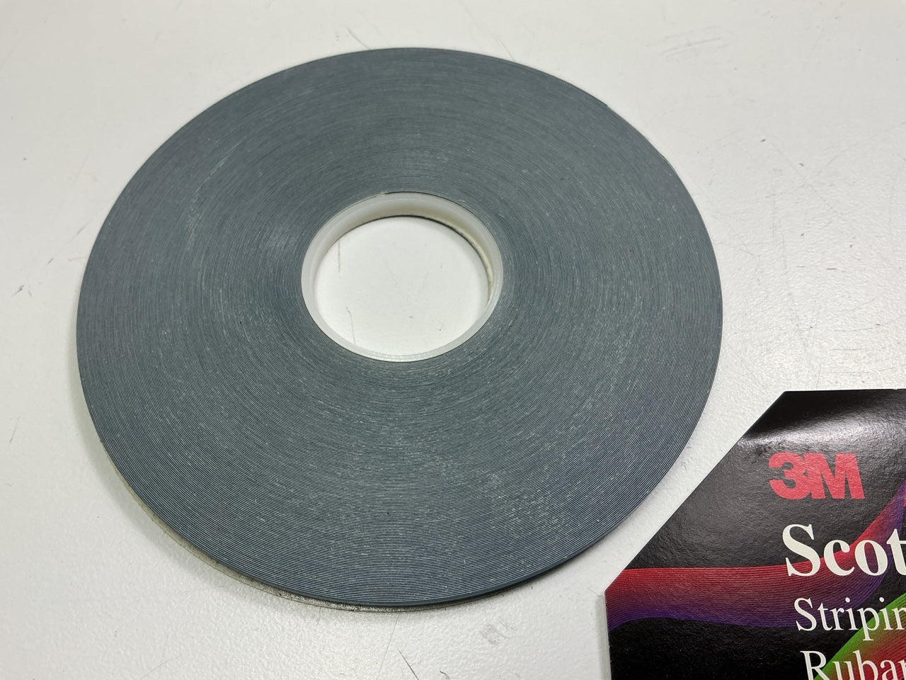 3M 72018 Pinstripe Striping Tape, 3/16'' X 150 Feet, Elite Ocean Blue