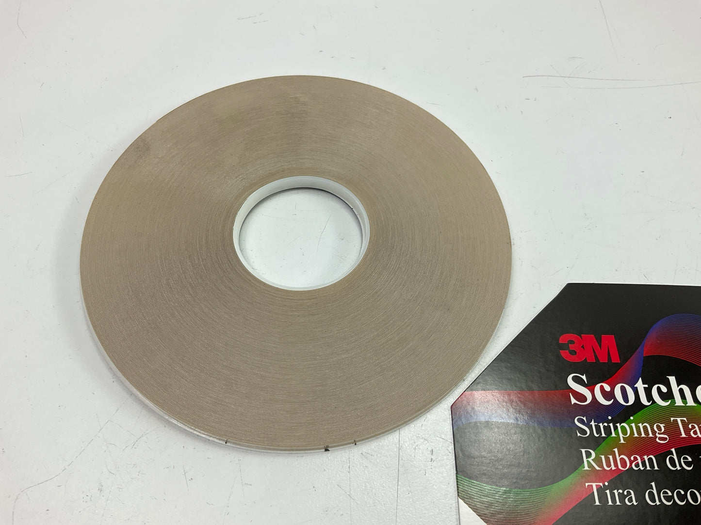 3M 72060 Pinstripe Striping Tape 3/16'' X 150' Elite Camel Beige, Double Stripe
