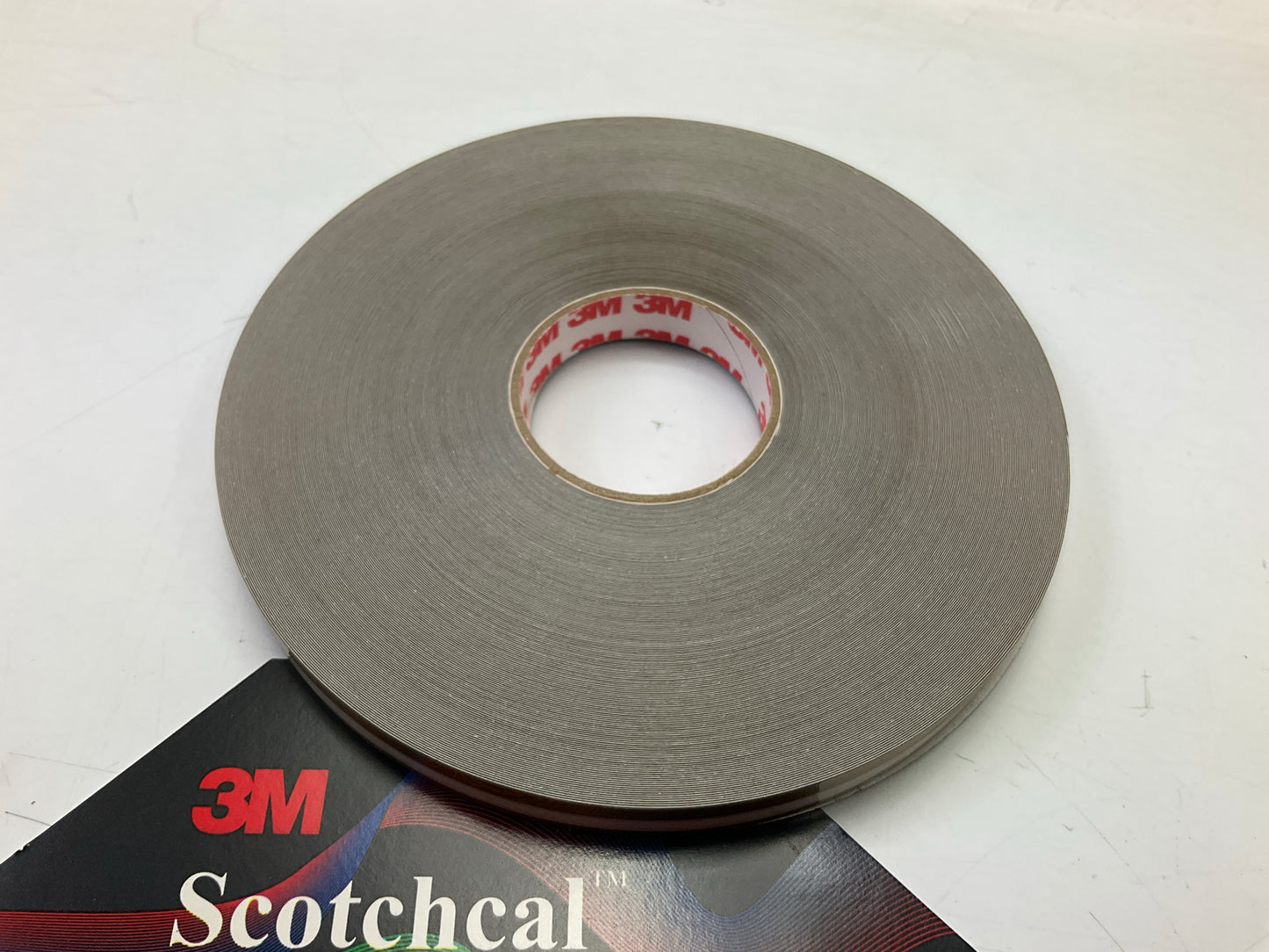 3M Scotchcal 72103 Gold Metallic Striping Automotive Tape - 7/16'' X 150'