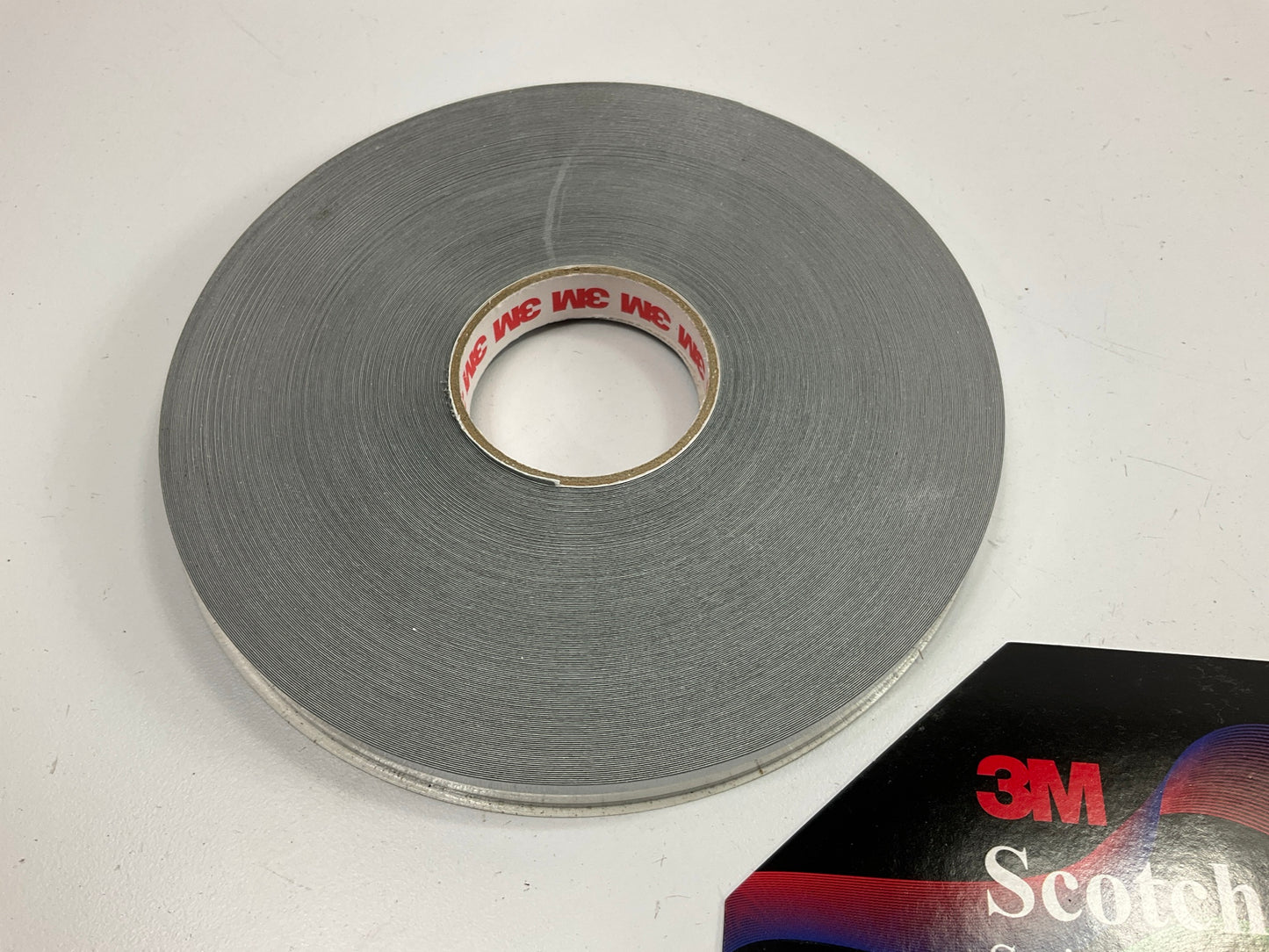 3M Scotchcal 72105 Silver Metallic Striping Automotive Tape 7/16'' X 150'