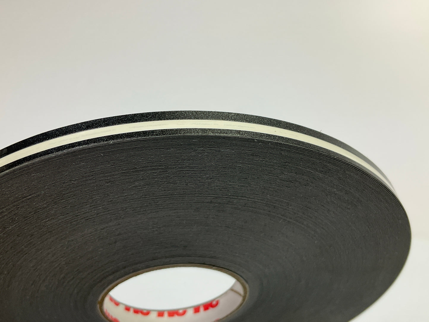 3M 72263 Pinstripe Striping Stripe Tape, 1/4'' X 150 Feet, Charcoal Metallic