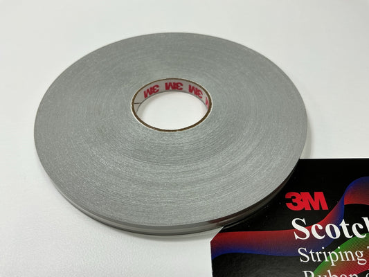 3M 72323 Pinstripe Striping Tape - 5/16'' X 150 Feet - ''Silverchips'' Color