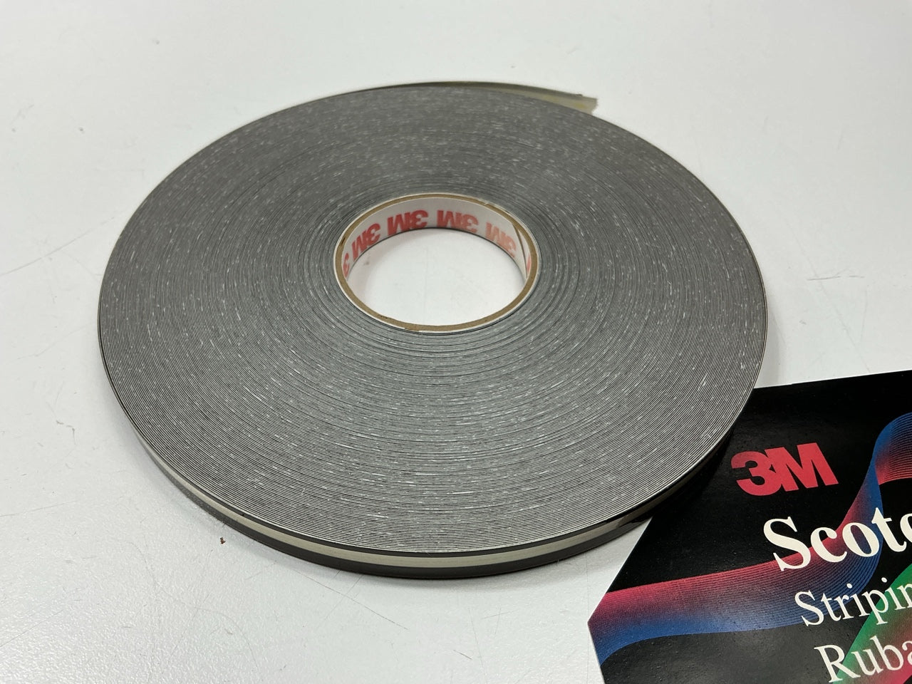 3M 72324 Pinstripe Striping Tape 5/16'' X 150' DARK BROWN Stripe Tape