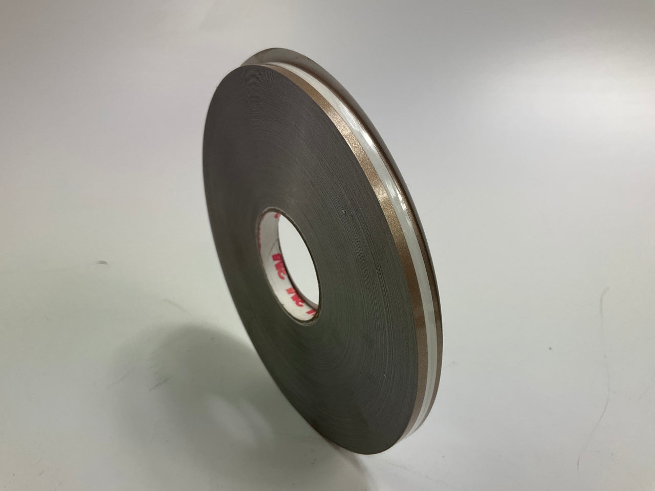 3M 72385 Pinstripe Striping Tape Light Gold Metal 5/16'' In X 150' Double Stripe
