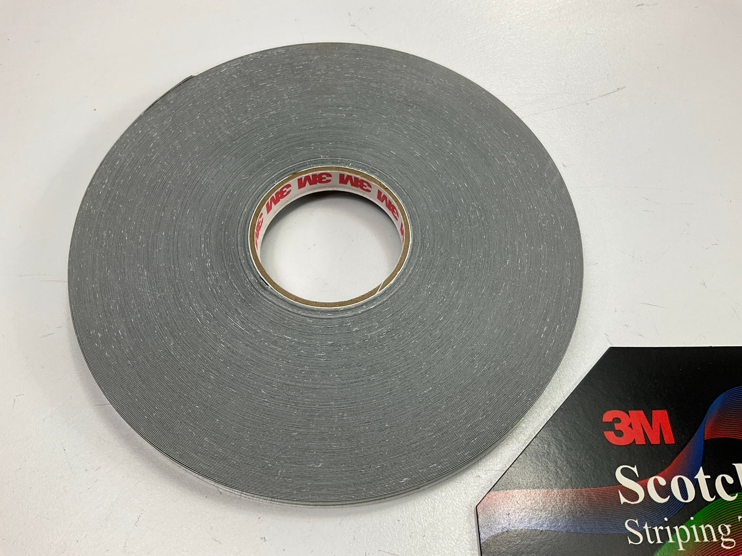 3M 72397 Pinstripe Striping Tape, Medium Dark Gray, Double Stripe - 5/16'' X 150'