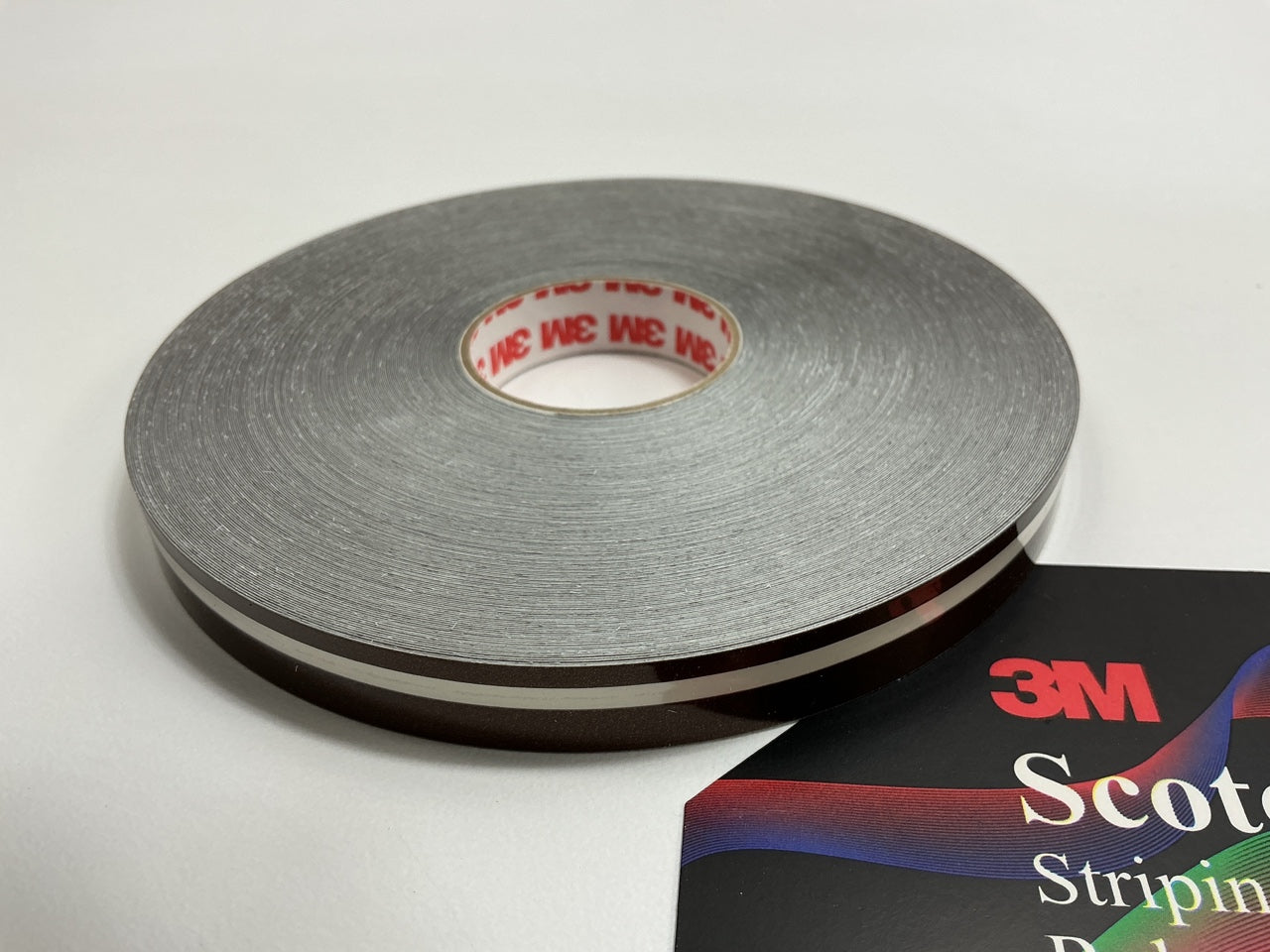 3M 72470 Pinstripe Striping Tape - 1/2''X150' Brown Metal Stripe Tape