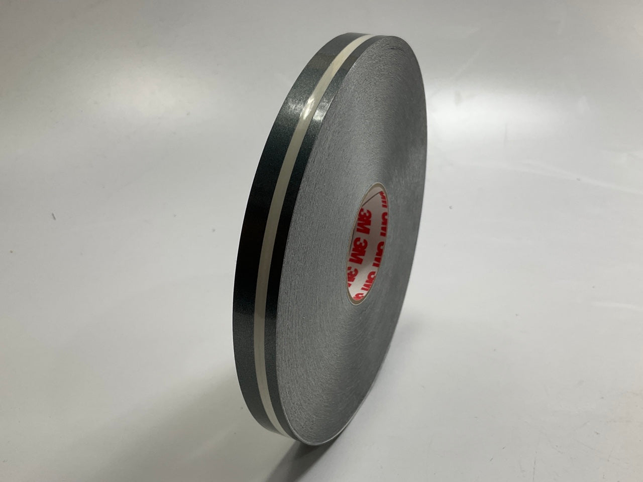 3M 72483 Scotchcal Striping Tape, Medium Silver Metallic, 1/2'' X 150 Feet
