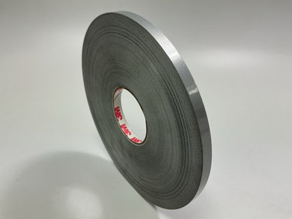 3M 72605 Pinstripe Auto Stripe Striping Tape, 1/4'' X 150', Silver Metallic