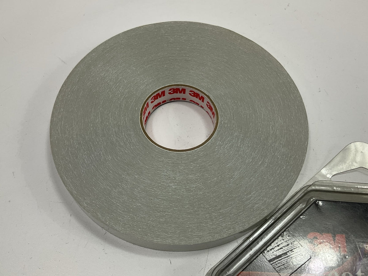 3M 72701 Pinstripe Auto Stripe Striping Tape  1/2'' X 150 Feet, White