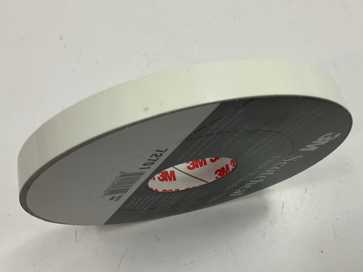 3M 72701 Pinstripe Auto Stripe Striping Tape  1/2'' X 150 Feet, White