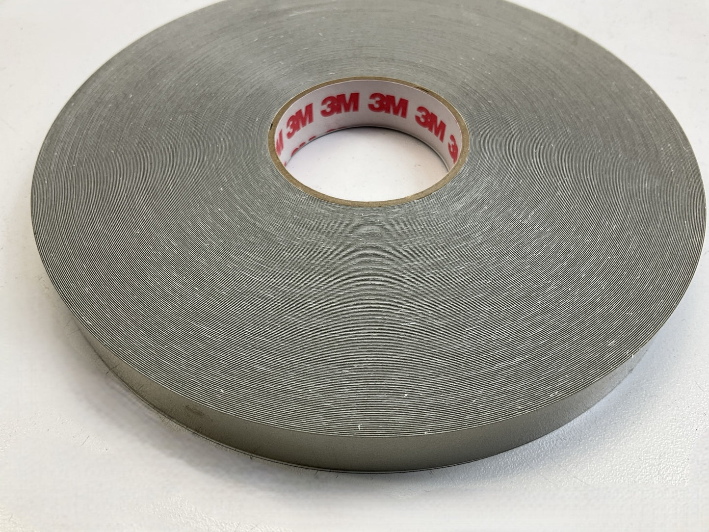 3M 72728 Pinstripe Auto Stripe Striping Tape, 1/2'' X 150 Feet, Pewter