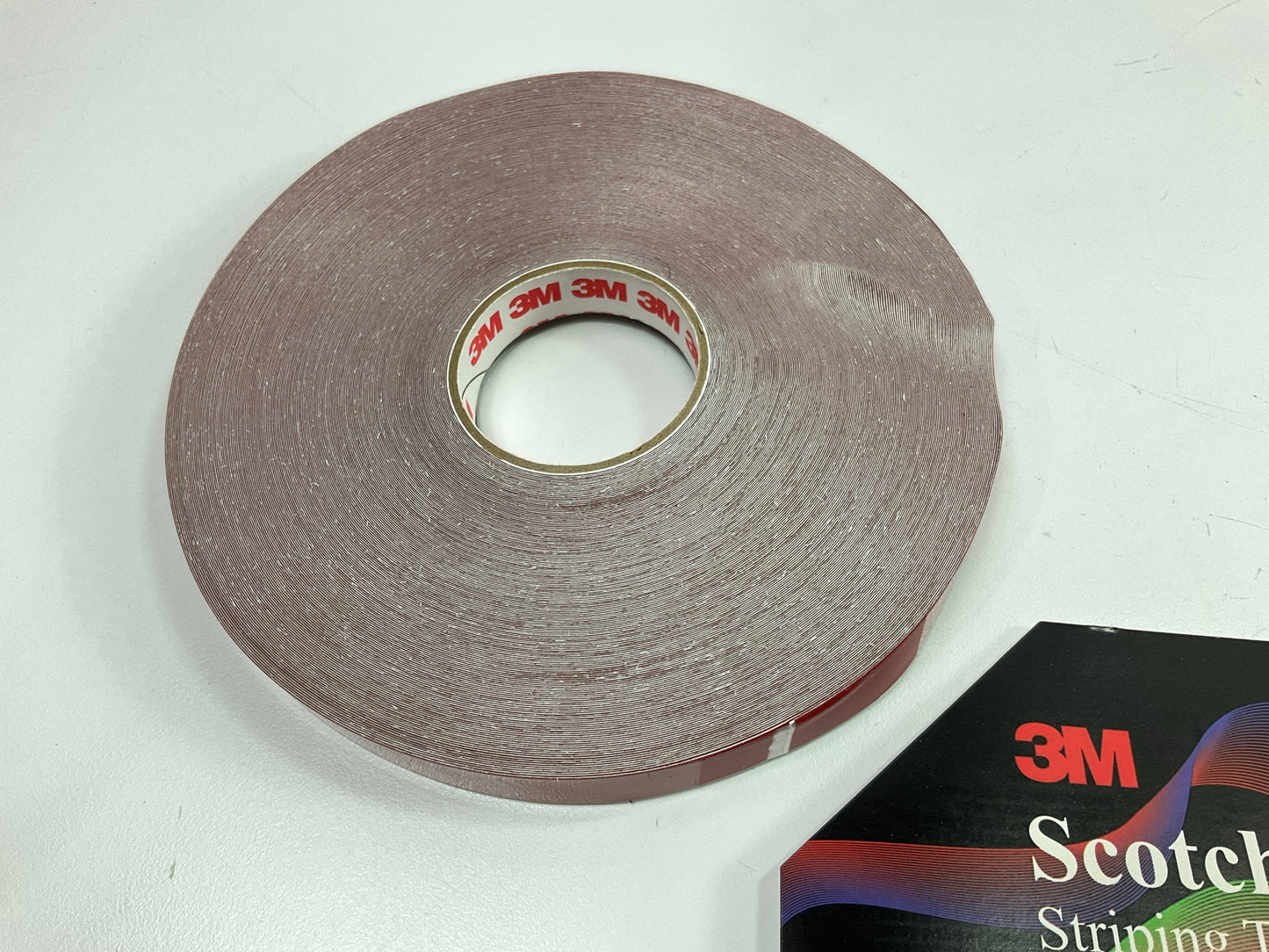 3M 72766 Right Pinstripe Striping Tape - 1/2'' X 150 Feet, Dark Red