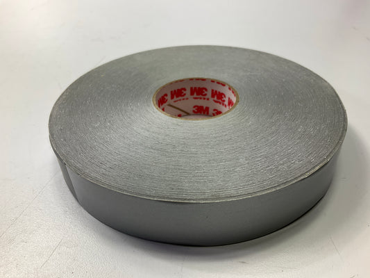 3M 72905 Pinstripe Auto Stripe Striping Tape, 7/8'' X 150 Feet, Silver Metallic