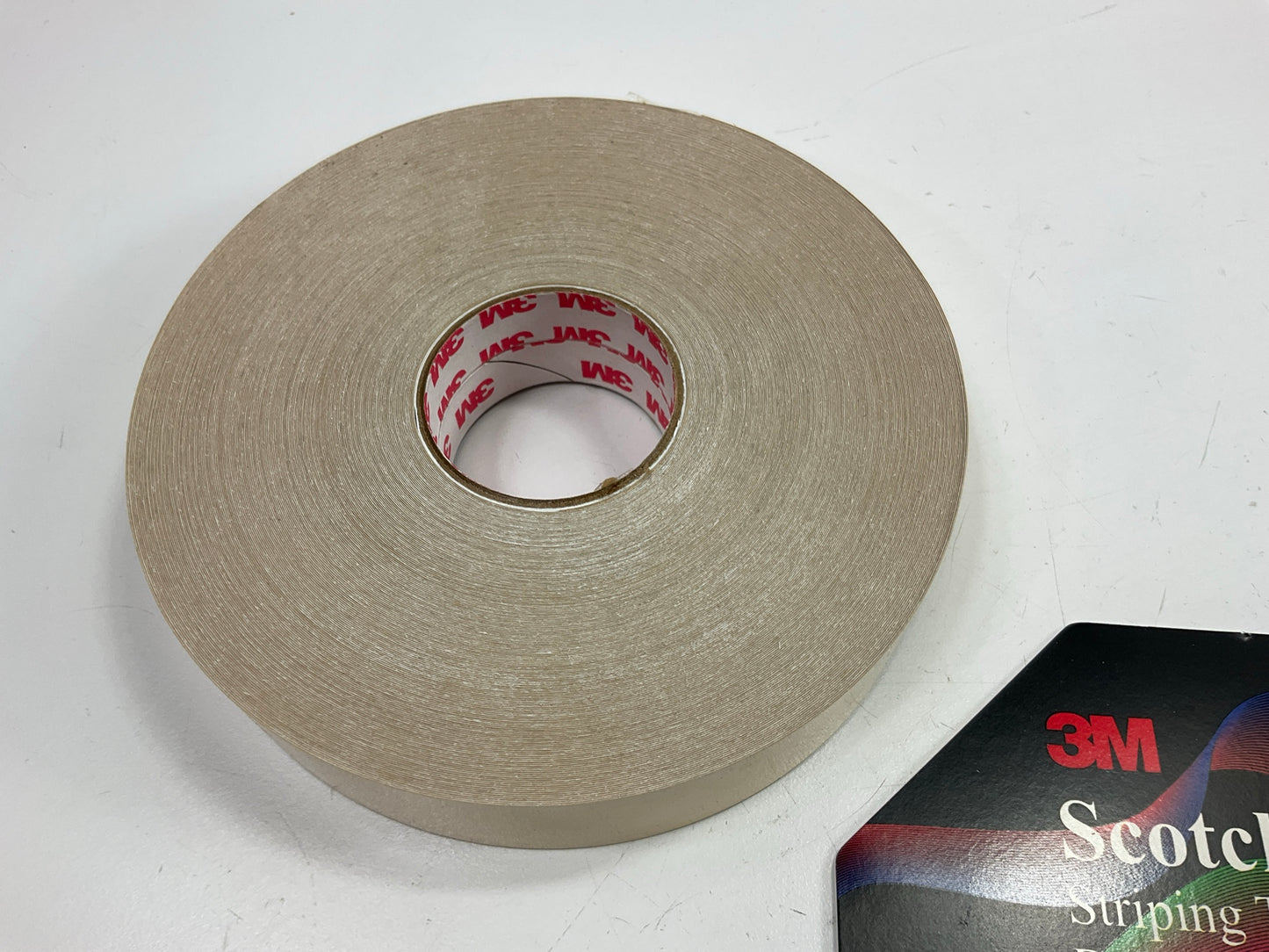 3M 73060 Pinstripe Striping Tape 1'' X 150 FT, Camel Beige