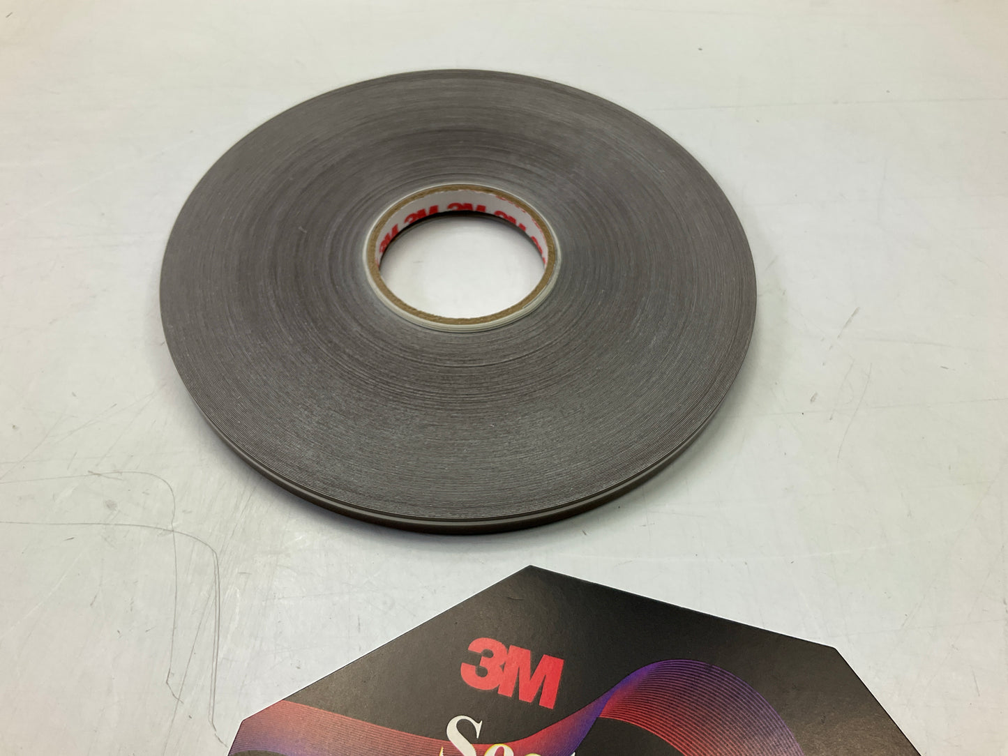 3M 73270 Pinstripe Striping Tape, Brown Metallic, 1/4 In X 150 Feet