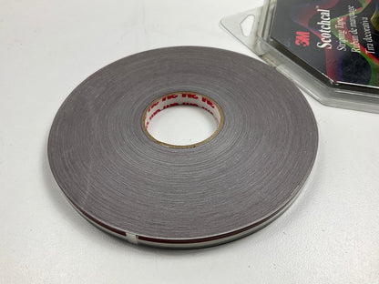3M 74601 Pinstripe Striping Tape, 5/16'' X 150 Feet, Silver/ Burgundy Stripe Tape
