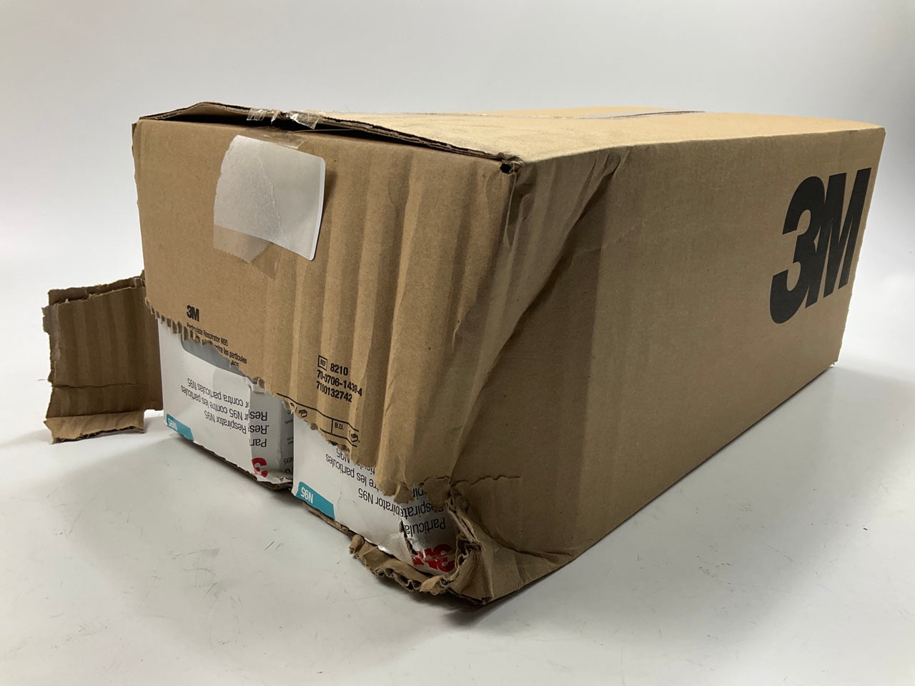 DAMAGED BOX2 3M 8210 N95 Particulate Respirator Face Mask Full Case (160 Mask)