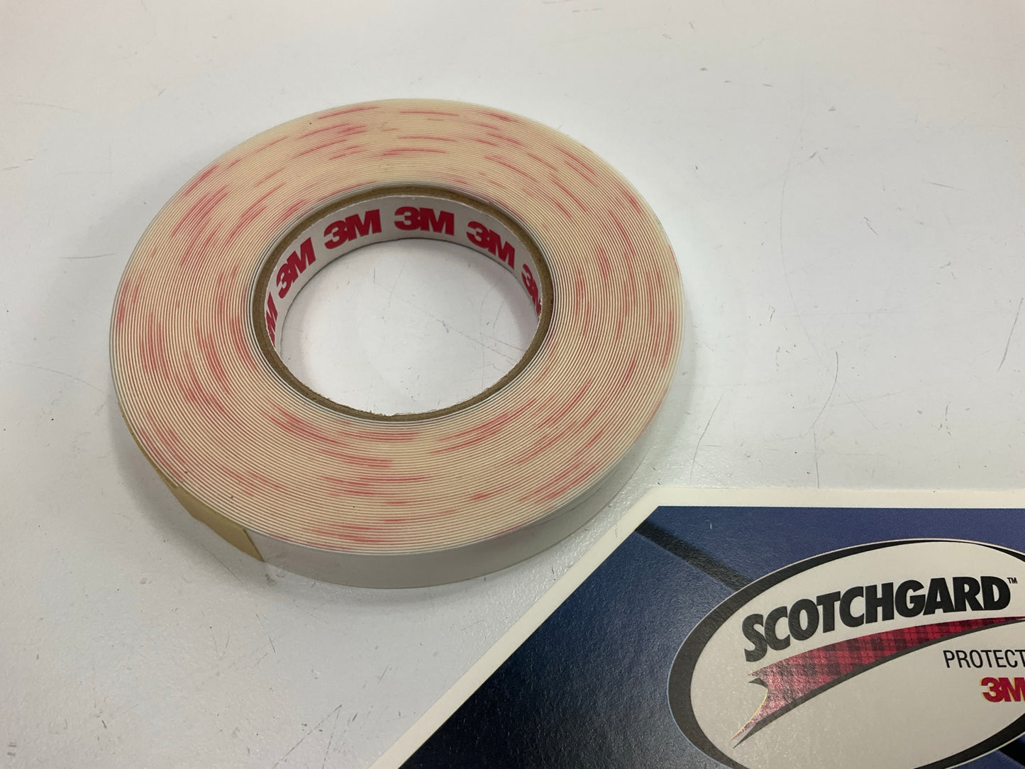 3M 84901 Door Edge Guard ScotchGard Scratch Protection Film Clear 0.4'' X 30 Feet