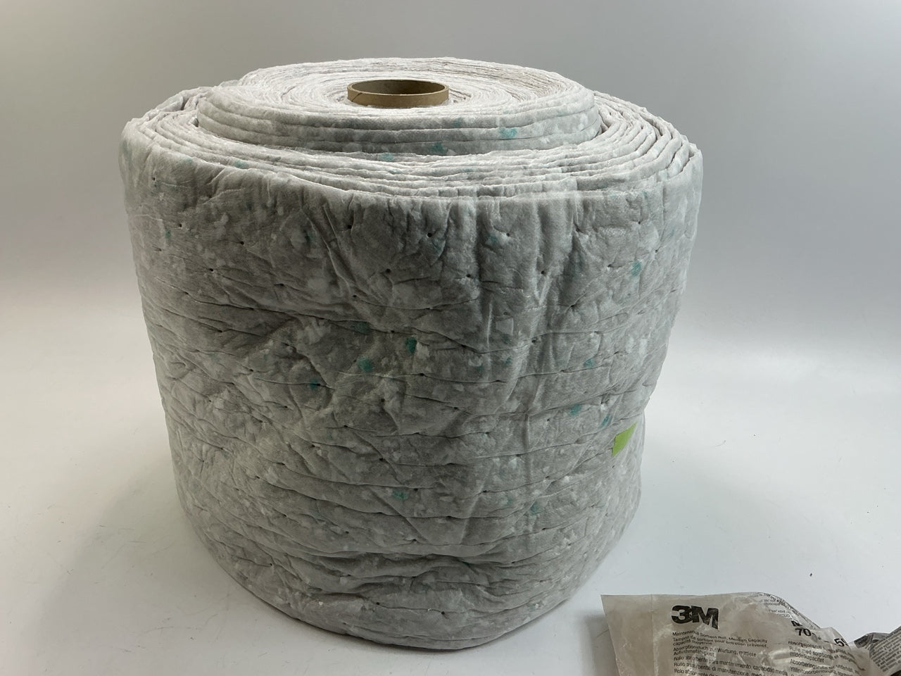 3M 85867 Maintenance Sorbent Roll, Medium Capacity 15'' X 150'