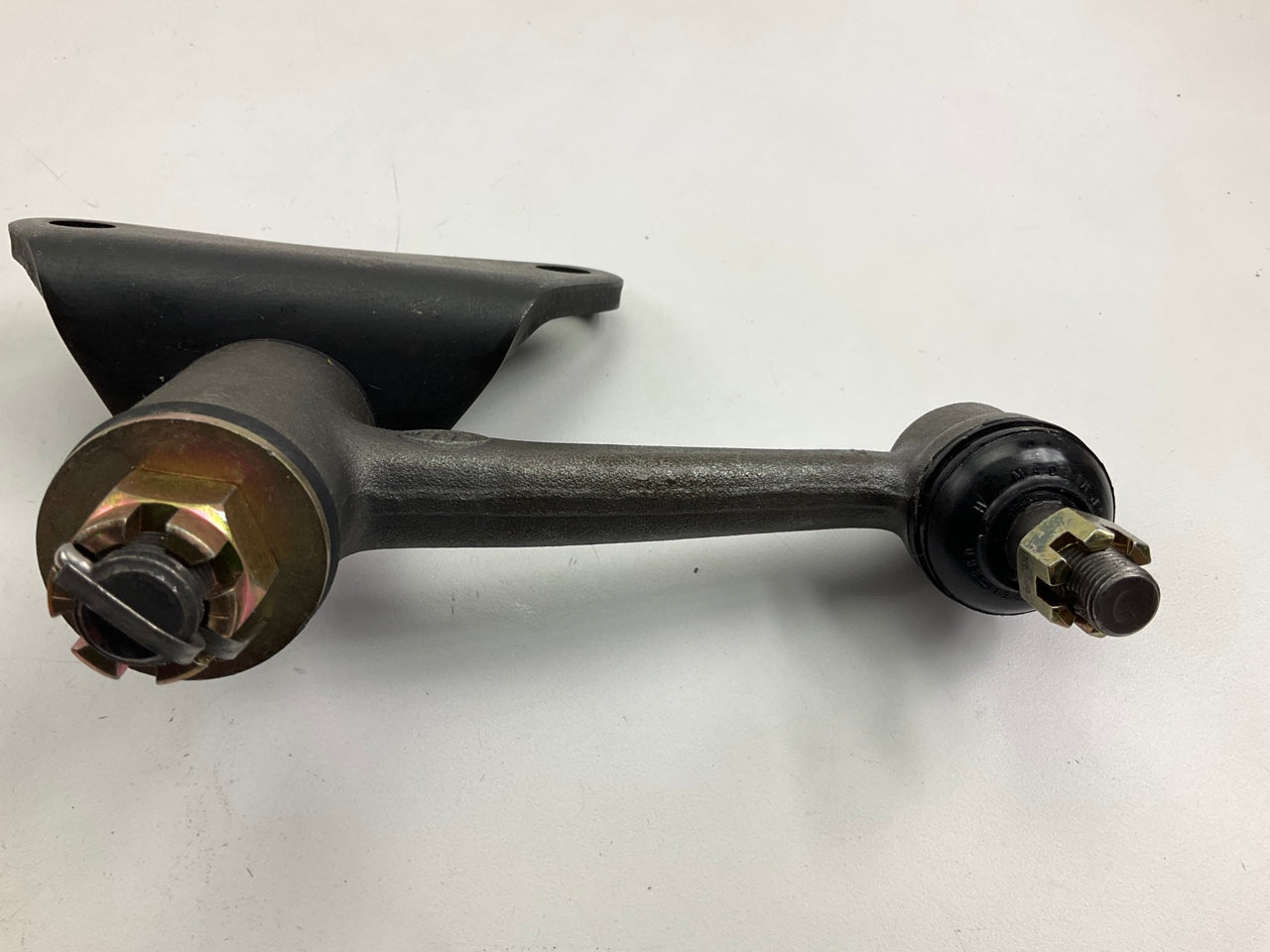 NEW GENUINE 555 45490-29305 Steering Idler Arm For 1978-81 Celica, 79-82 Corona