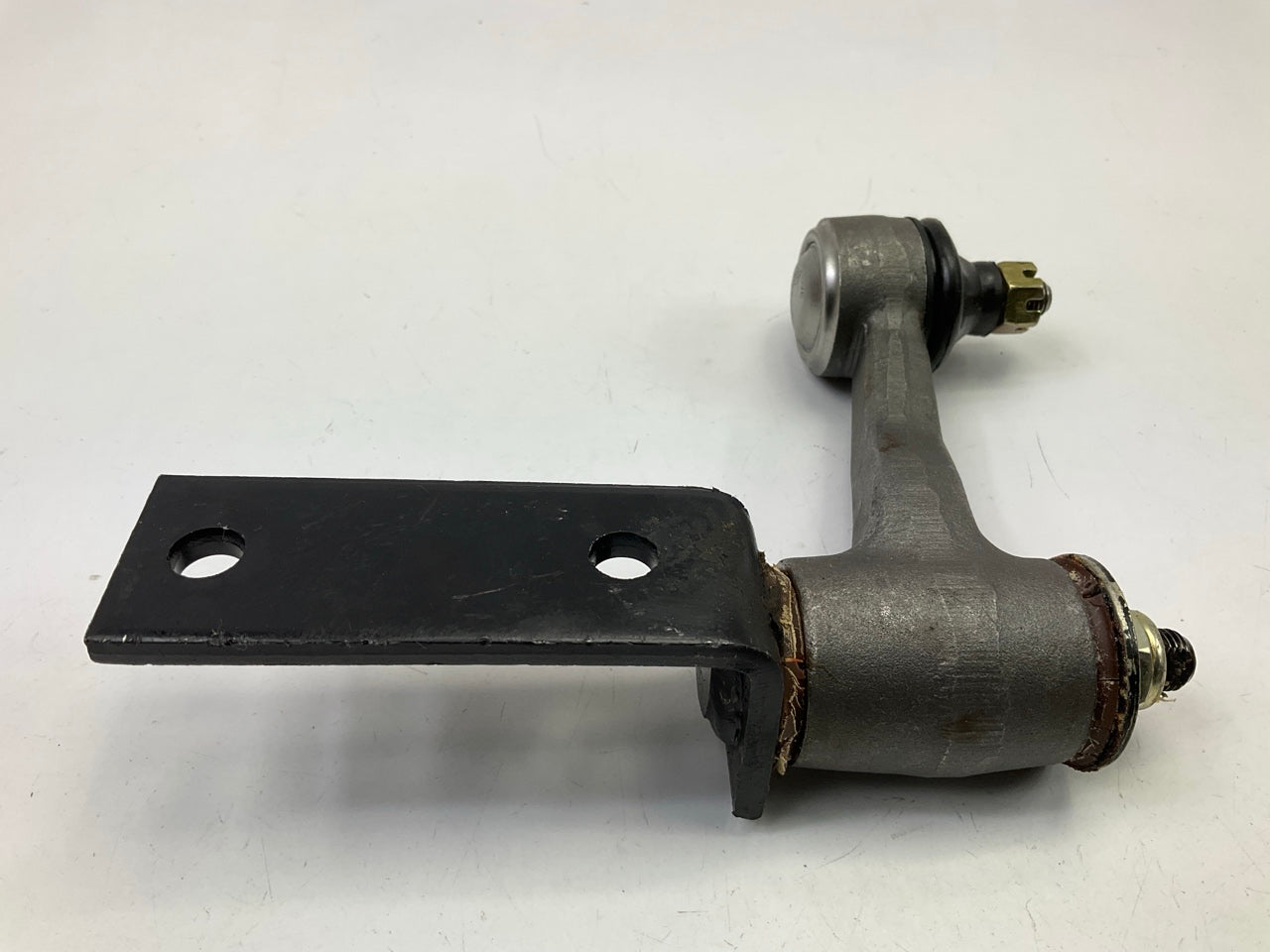 NEW GENUINE 555 MB-241421 Steering Idler Arm - 2WD ONLY